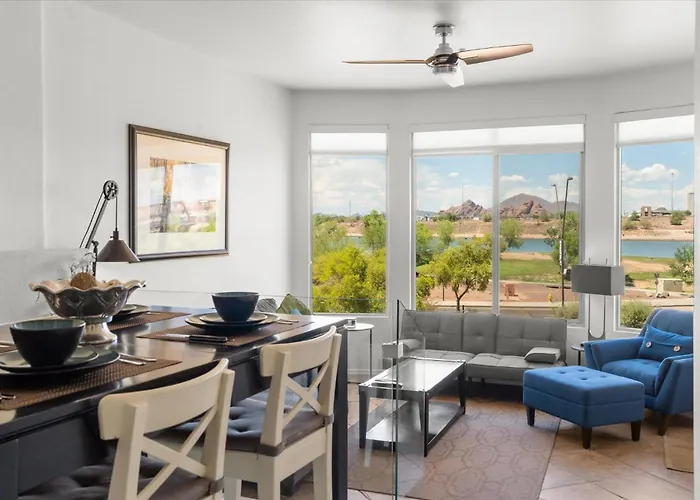 Luxury Escape Near Town & Mill Ave * Tempe